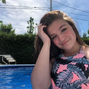 Meet your Posher, Vicky